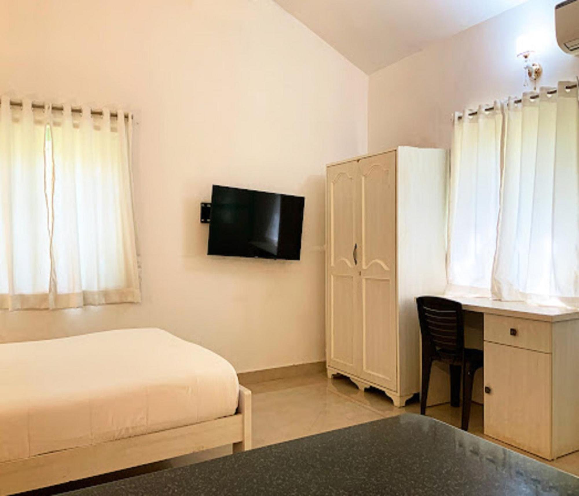 Lar Amorosa Boutique Hotel - Goa Calangute Kültér fotó