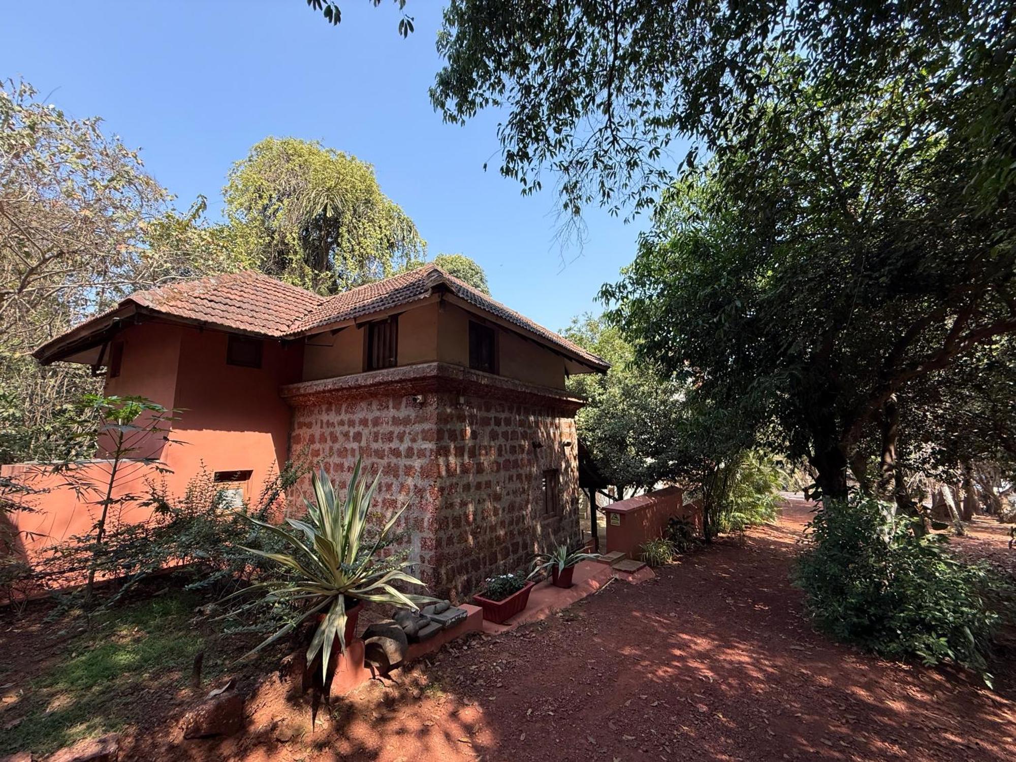 Lar Amorosa Boutique Hotel - Goa Calangute Kültér fotó