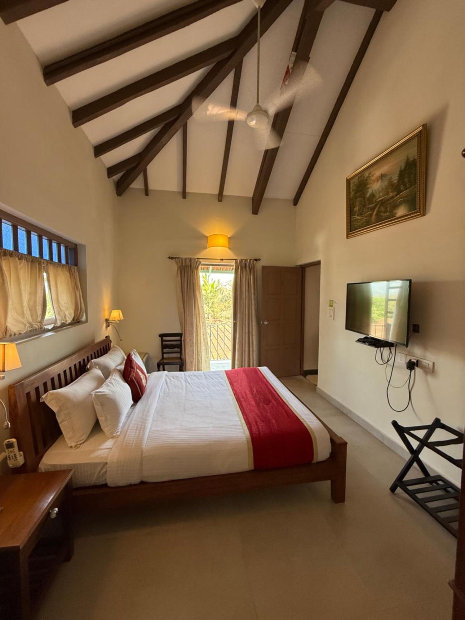 Lar Amorosa Boutique Hotel - Goa Calangute Kültér fotó