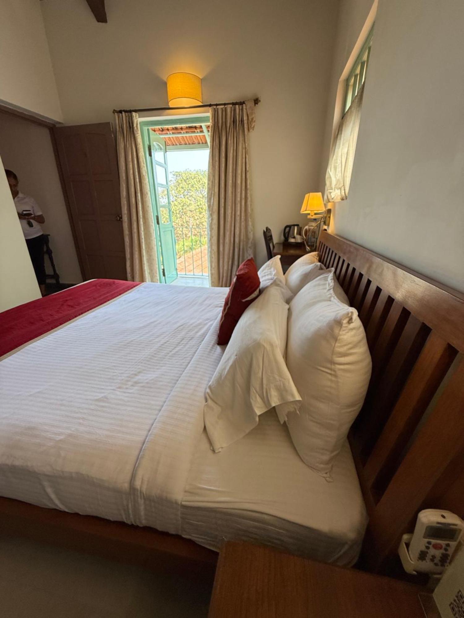 Lar Amorosa Boutique Hotel - Goa Calangute Kültér fotó