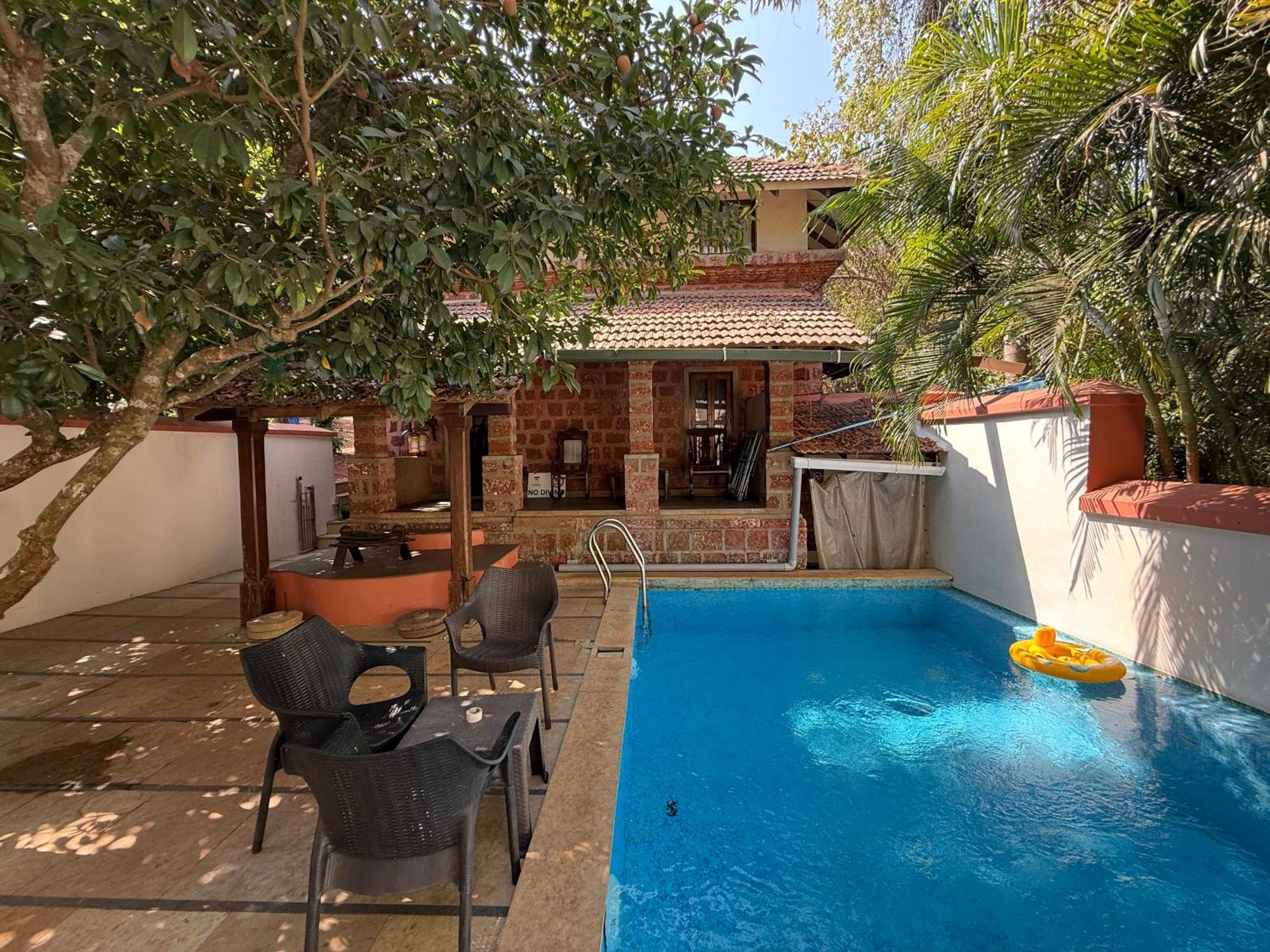 Lar Amorosa Boutique Hotel - Goa Calangute Kültér fotó